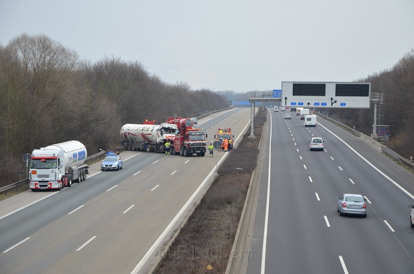 VU A4 Rich Olpe kurz hinter AK Koeln West P656.JPG